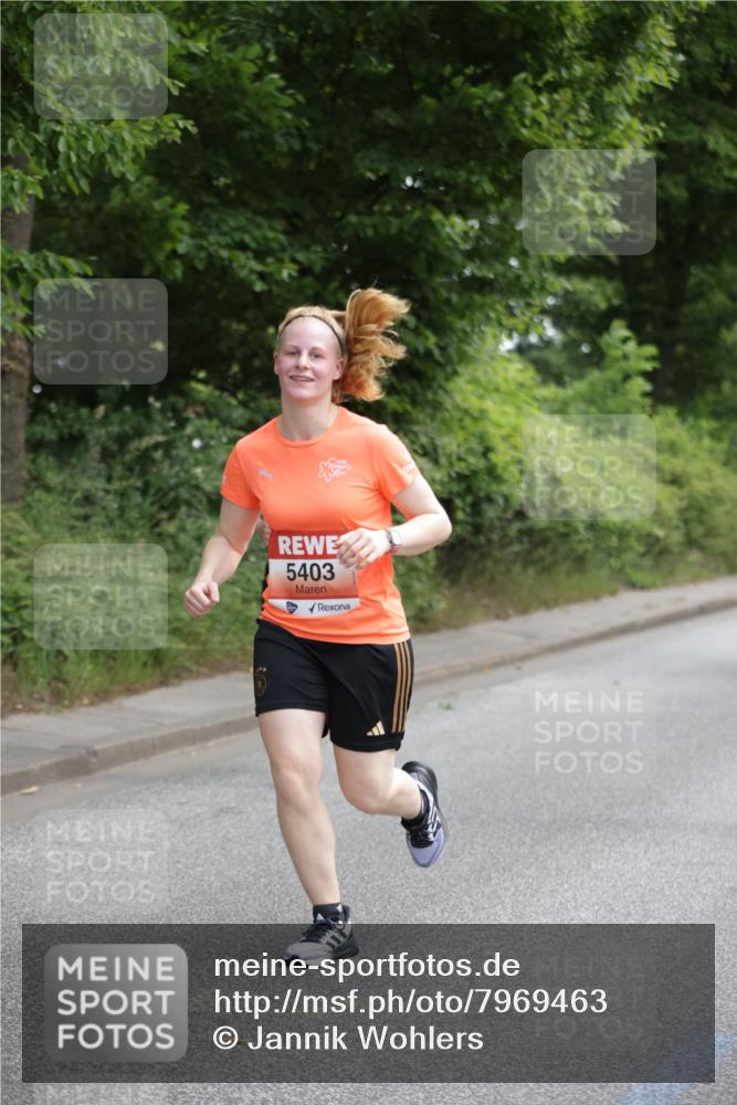 15.06.2025 - REWE Women's Run Jannik Wohlers http://msf.ph/oto/7969463 15.06.2025 10:04:29 Laufen 5403 meine-sportfotos.de