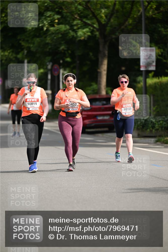 15.06.2025 - REWE Women's Run Dr. Thomas Lammeyer http://msf.ph/oto/7969471 15.06.2025 09:58:14 Laufen 10811, 453, 10120 meine-sportfotos.de