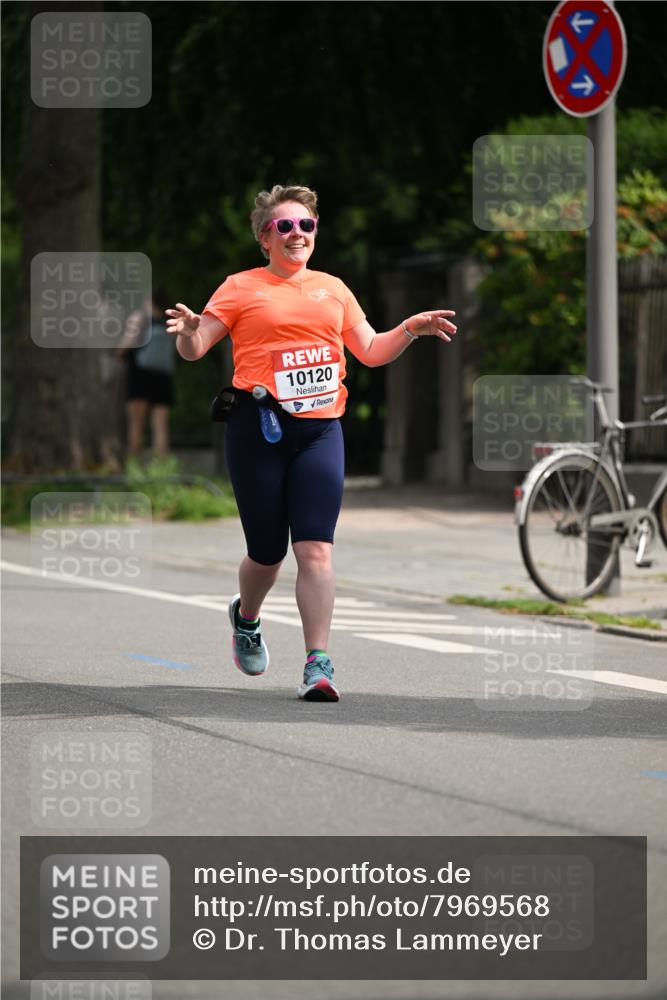 15.06.2025 - REWE Women's Run Dr. Thomas Lammeyer http://msf.ph/oto/7969568 15.06.2025 09:58:18 Laufen 10120 meine-sportfotos.de