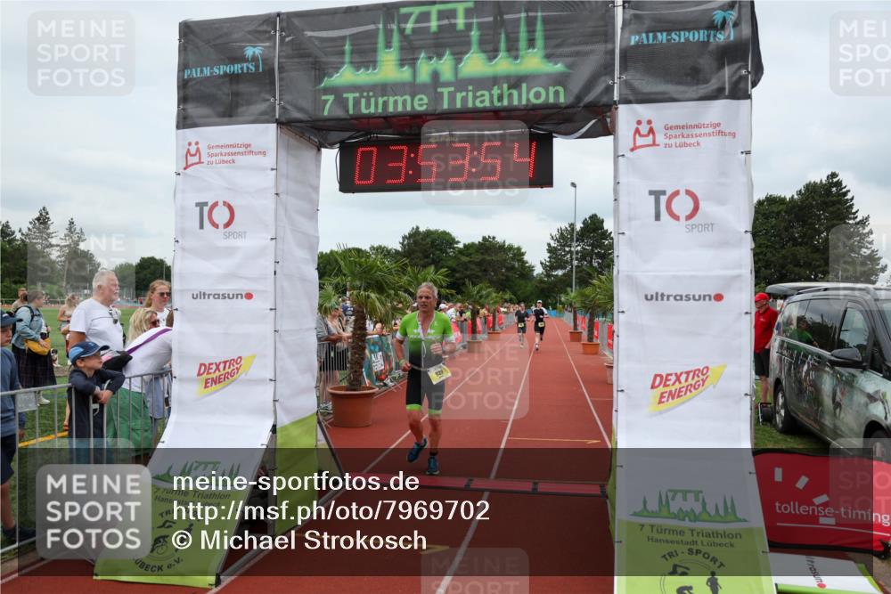 15.06.2025 - 7 Türme Triathlon Michael Strokosch http://msf.ph/oto/7969702 15.06.2025 13:53:54 Ziel 939, 999, 1162 meine-sportfotos.de
