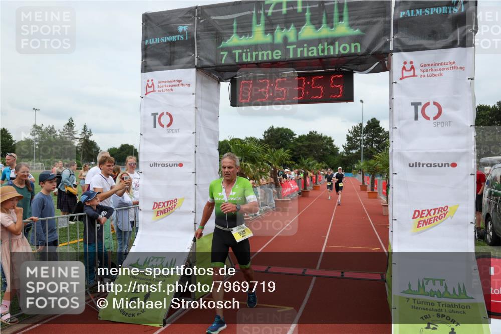 15.06.2025 - 7 Türme Triathlon Michael Strokosch http://msf.ph/oto/7969719 15.06.2025 13:53:55 Ziel 939, 999, 1162 meine-sportfotos.de