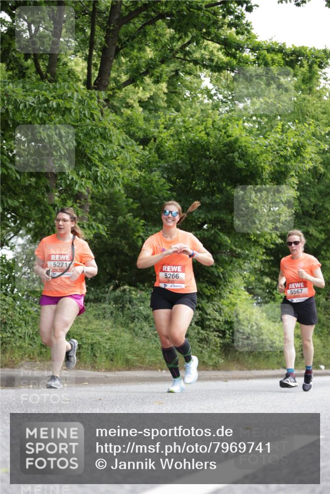 15.06.2025 - REWE Women's Run Jannik Wohlers http://msf.ph/oto/7969741 15.06.2025 10:04:47 Laufen 5271, 5266, 5567 meine-sportfotos.de