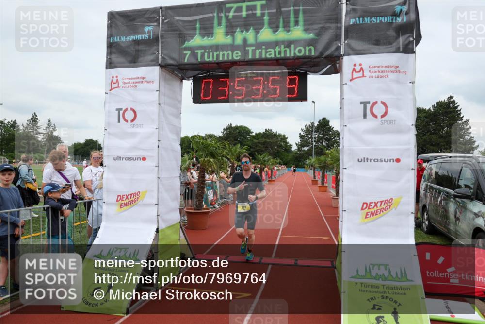 15.06.2025 - 7 Türme Triathlon Michael Strokosch http://msf.ph/oto/7969764 15.06.2025 13:53:59 Ziel 939, 999, 1162 meine-sportfotos.de