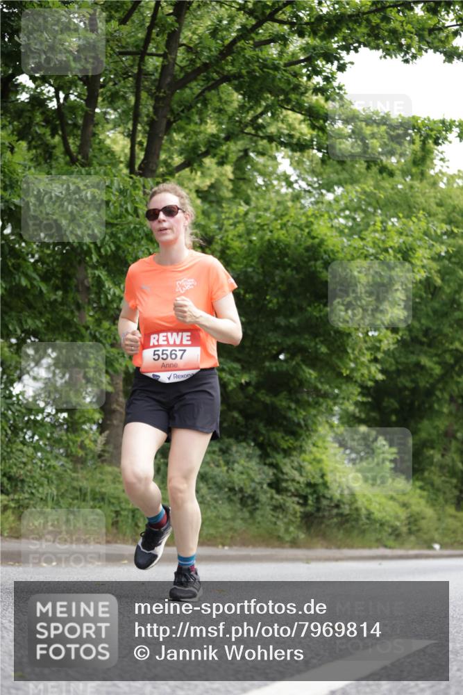 15.06.2025 - REWE Women's Run Jannik Wohlers http://msf.ph/oto/7969814 15.06.2025 10:04:49 Laufen 5567 meine-sportfotos.de