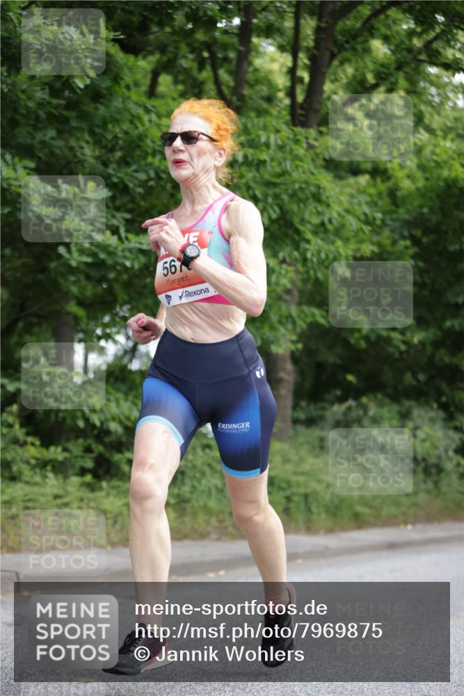 15.06.2025 - REWE Women's Run Jannik Wohlers http://msf.ph/oto/7969875 15.06.2025 10:04:58 Laufen 567 meine-sportfotos.de
