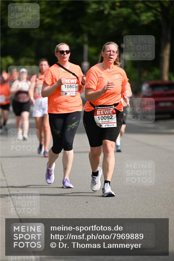15.06.2025 - REWE Women's Run Dr. Thomas Lammeyer http://msf.ph/oto/7969889 15.06.2025 09:59:04 Laufen 10803, 10092 meine-sportfotos.de