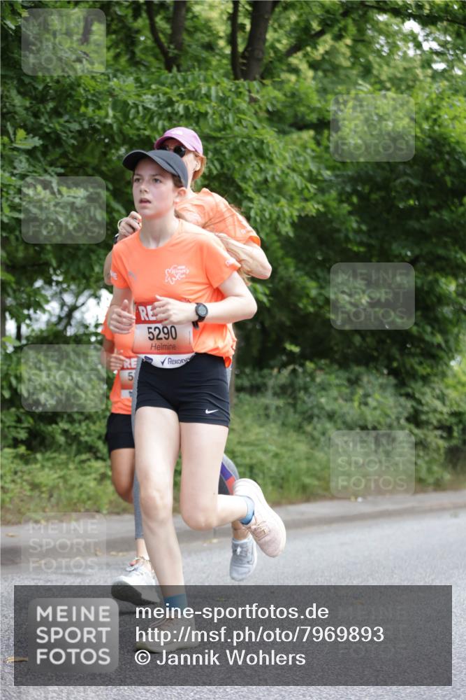 15.06.2025 - REWE Women's Run Jannik Wohlers http://msf.ph/oto/7969893 15.06.2025 10:05:01 Laufen 5290 meine-sportfotos.de