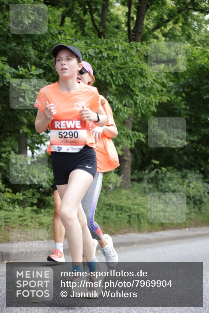 15.06.2025 - REWE Women's Run Jannik Wohlers http://msf.ph/oto/7969904 15.06.2025 10:05:01 Laufen 5290 meine-sportfotos.de