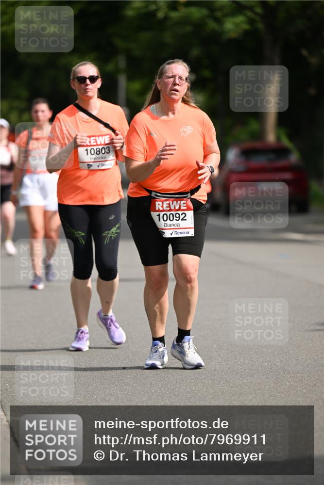 15.06.2025 - REWE Women's Run Dr. Thomas Lammeyer http://msf.ph/oto/7969911 15.06.2025 09:59:05 Laufen 10803, 10092 meine-sportfotos.de