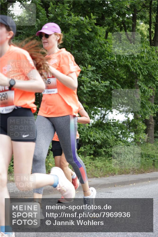 15.06.2025 - REWE Women's Run Jannik Wohlers http://msf.ph/oto/7969936 15.06.2025 10:05:01 Laufen 290, 26 meine-sportfotos.de