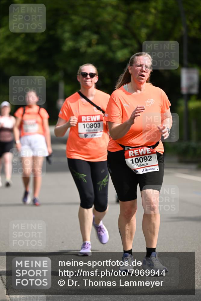 15.06.2025 - REWE Women's Run Dr. Thomas Lammeyer http://msf.ph/oto/7969944 15.06.2025 09:59:07 Laufen 10803, 10092 meine-sportfotos.de