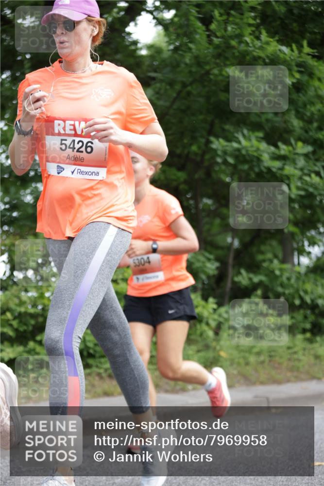 15.06.2025 - REWE Women's Run Jannik Wohlers http://msf.ph/oto/7969958 15.06.2025 10:05:02 Laufen 5426, 5304 meine-sportfotos.de