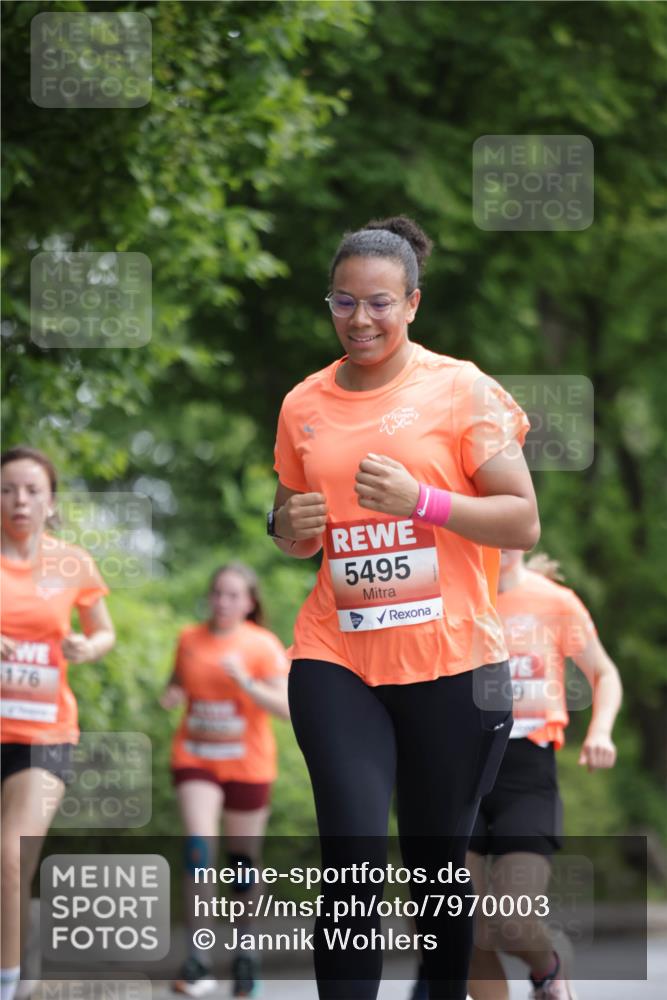 15.06.2025 - REWE Women's Run Jannik Wohlers http://msf.ph/oto/7970003 15.06.2025 10:05:06 Laufen 176, 5495 meine-sportfotos.de