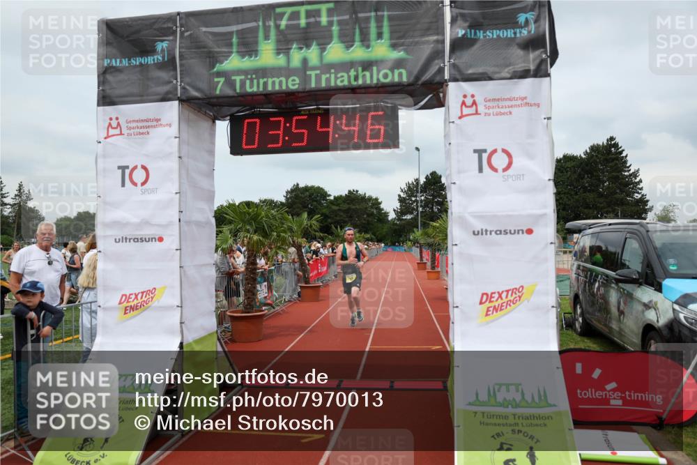 15.06.2025 - 7 Türme Triathlon Michael Strokosch http://msf.ph/oto/7970013 15.06.2025 13:54:46 Ziel 701, 755, 901, 913, 919, 1116 meine-sportfotos.de
