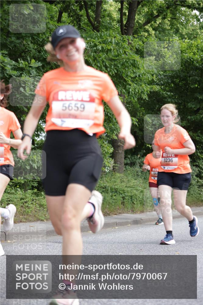 15.06.2025 - REWE Women's Run Jannik Wohlers http://msf.ph/oto/7970067 15.06.2025 10:05:09 Laufen 5659, 5236, 569 meine-sportfotos.de