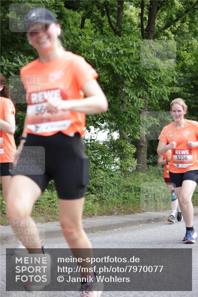 15.06.2025 - REWE Women's Run Jannik Wohlers http://msf.ph/oto/7970077 15.06.2025 10:05:09 Laufen 56, 5236 meine-sportfotos.de