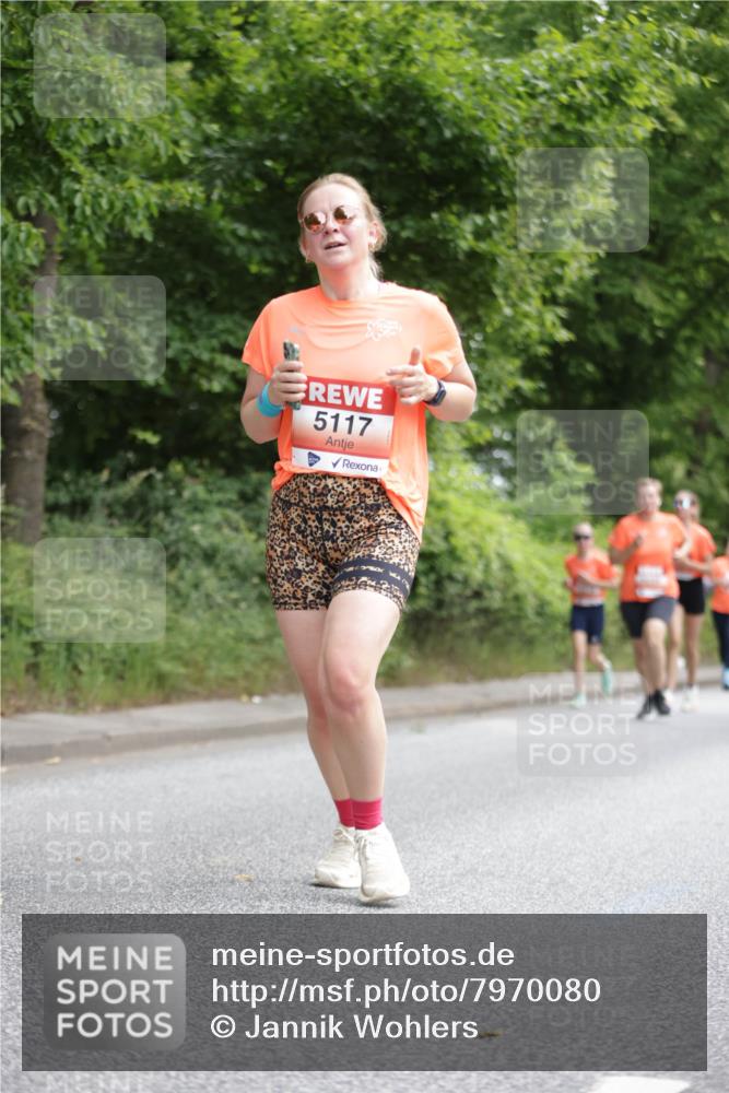 15.06.2025 - REWE Women's Run Jannik Wohlers http://msf.ph/oto/7970080 15.06.2025 10:05:10 Laufen 5117 meine-sportfotos.de