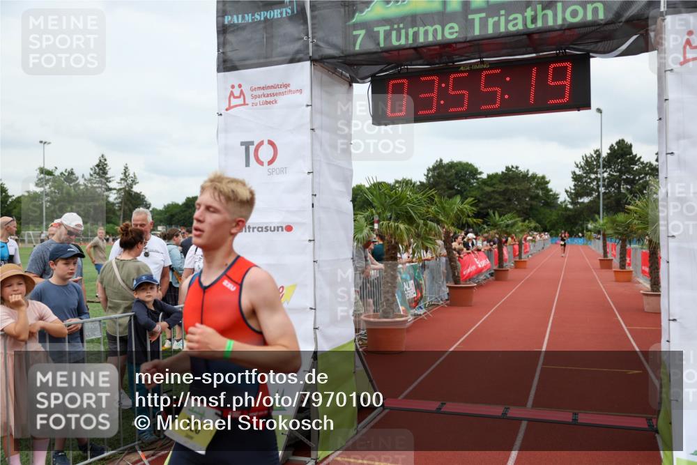 15.06.2025 - 7 Türme Triathlon Michael Strokosch http://msf.ph/oto/7970100 15.06.2025 13:55:19 Ziel 723, 872 meine-sportfotos.de