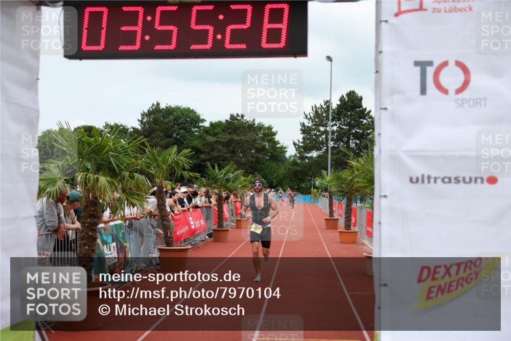 15.06.2025 - 7 Türme Triathlon Michael Strokosch http://msf.ph/oto/7970104 15.06.2025 13:55:28 Ziel 762 meine-sportfotos.de
