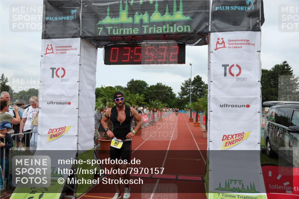 15.06.2025 - 7 Türme Triathlon Michael Strokosch http://msf.ph/oto/7970157 15.06.2025 13:55:31 Ziel 762 meine-sportfotos.de