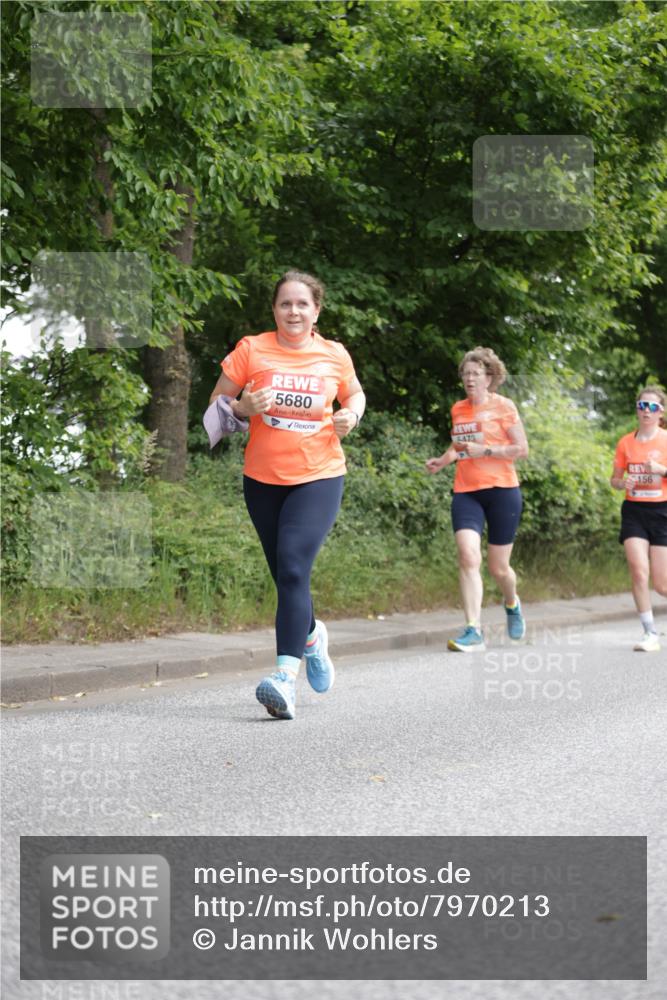 15.06.2025 - REWE Women's Run Jannik Wohlers http://msf.ph/oto/7970213 15.06.2025 10:05:18 Laufen 5680 meine-sportfotos.de