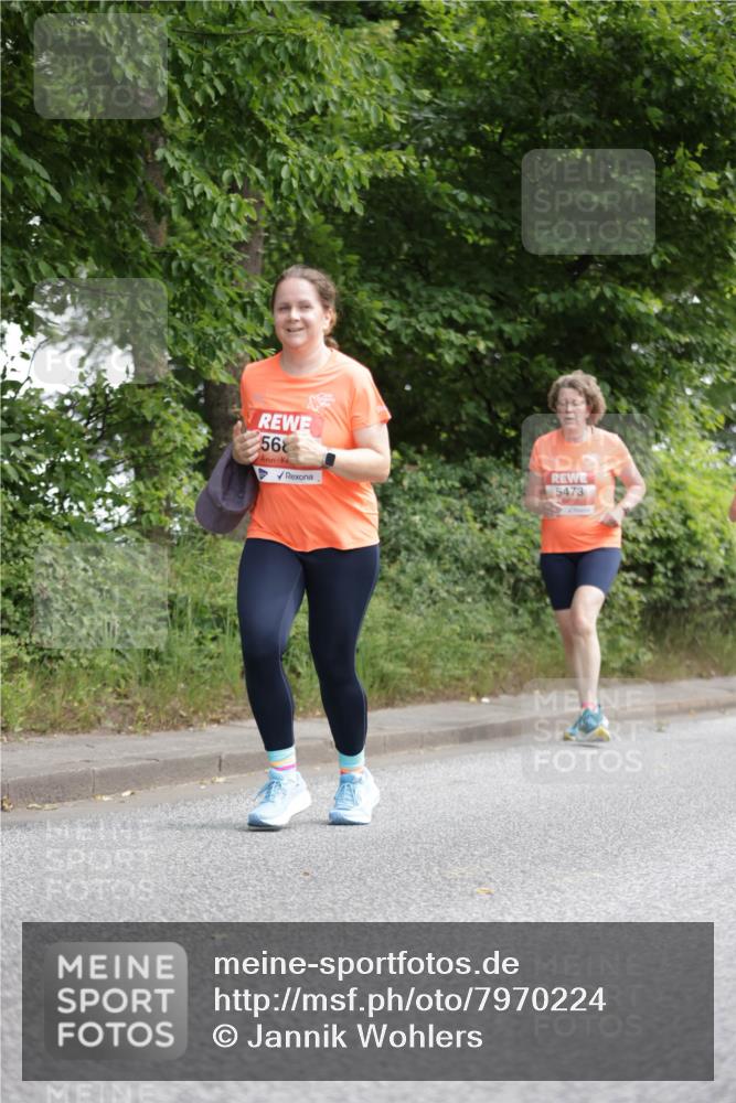 15.06.2025 - REWE Women's Run Jannik Wohlers http://msf.ph/oto/7970224 15.06.2025 10:05:18 Laufen 56, 5473 meine-sportfotos.de