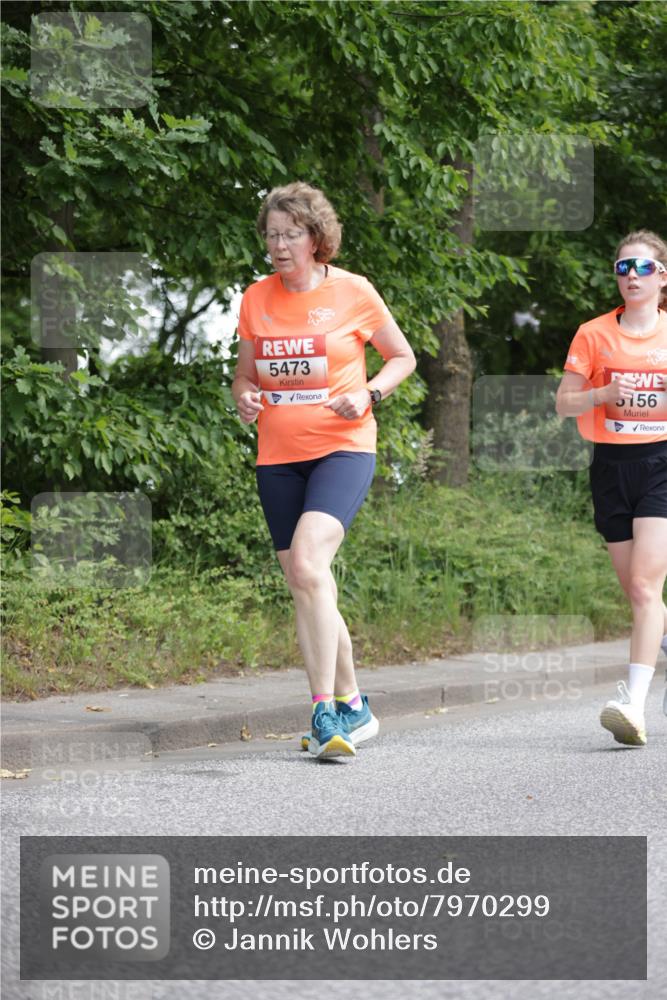 15.06.2025 - REWE Women's Run Jannik Wohlers http://msf.ph/oto/7970299 15.06.2025 10:05:20 Laufen 5473, 5156 meine-sportfotos.de