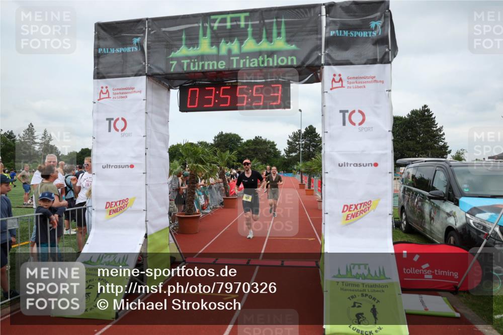 15.06.2025 - 7 Türme Triathlon Michael Strokosch http://msf.ph/oto/7970326 15.06.2025 13:55:53 Ziel 455, 475, 760, 879, 935, 1064, 1070, 1087 meine-sportfotos.de