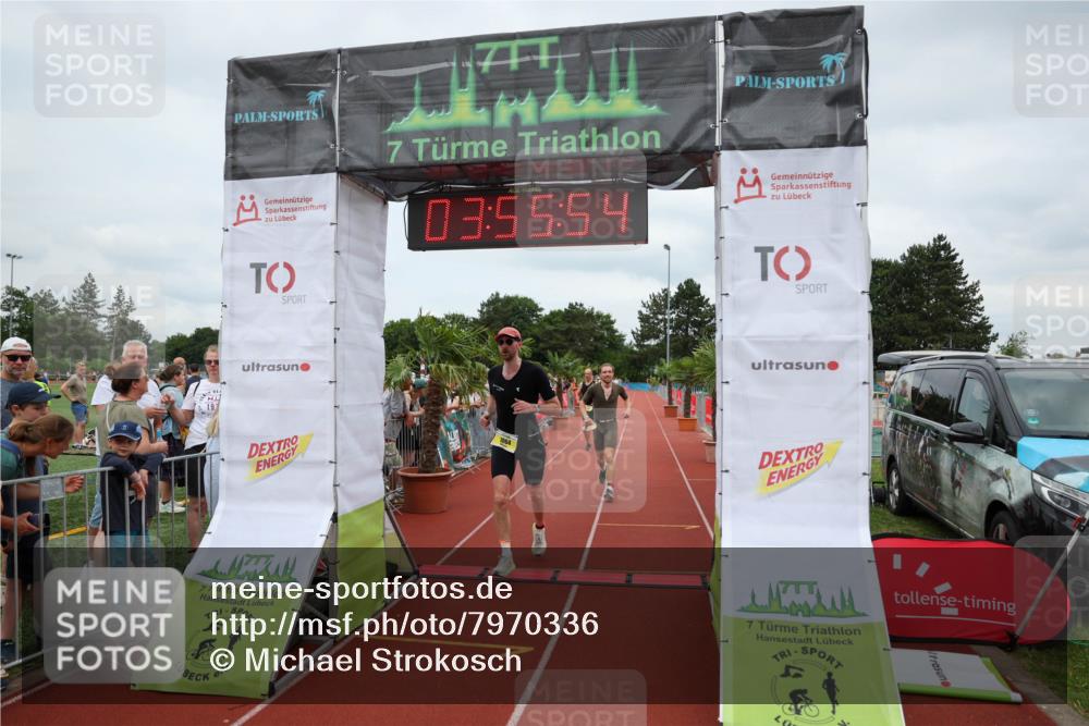 15.06.2025 - 7 Türme Triathlon Michael Strokosch http://msf.ph/oto/7970336 15.06.2025 13:55:54 Ziel 455, 475, 760, 879, 935, 1064, 1070, 1087 meine-sportfotos.de