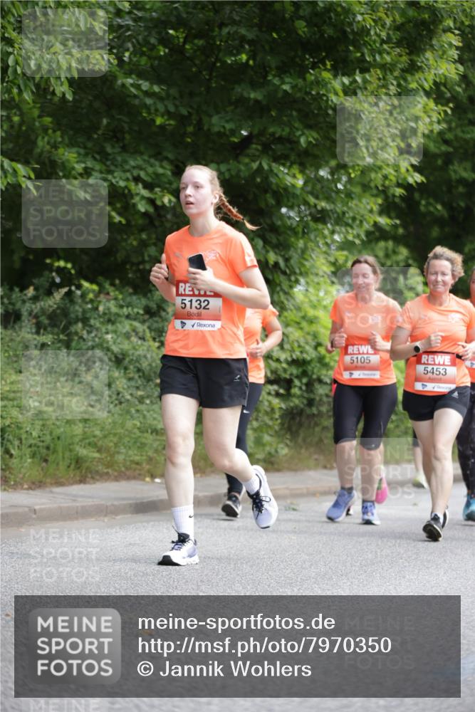 15.06.2025 - REWE Women's Run Jannik Wohlers http://msf.ph/oto/7970350 15.06.2025 10:05:24 Laufen 5132, 5105, 5453 meine-sportfotos.de