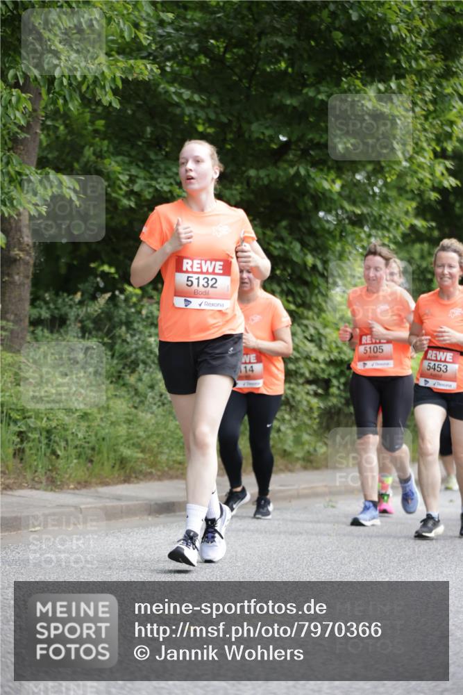 15.06.2025 - REWE Women's Run Jannik Wohlers http://msf.ph/oto/7970366 15.06.2025 10:05:24 Laufen 5132, 5105, 5453, 14 meine-sportfotos.de