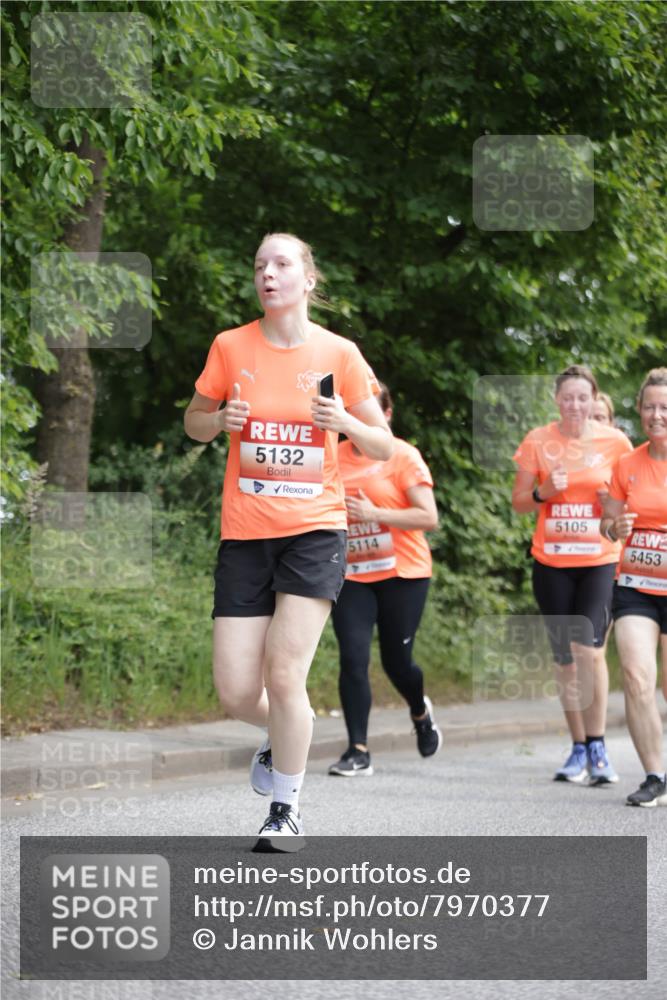 15.06.2025 - REWE Women's Run Jannik Wohlers http://msf.ph/oto/7970377 15.06.2025 10:05:24 Laufen 5132, 5114, 5105 meine-sportfotos.de