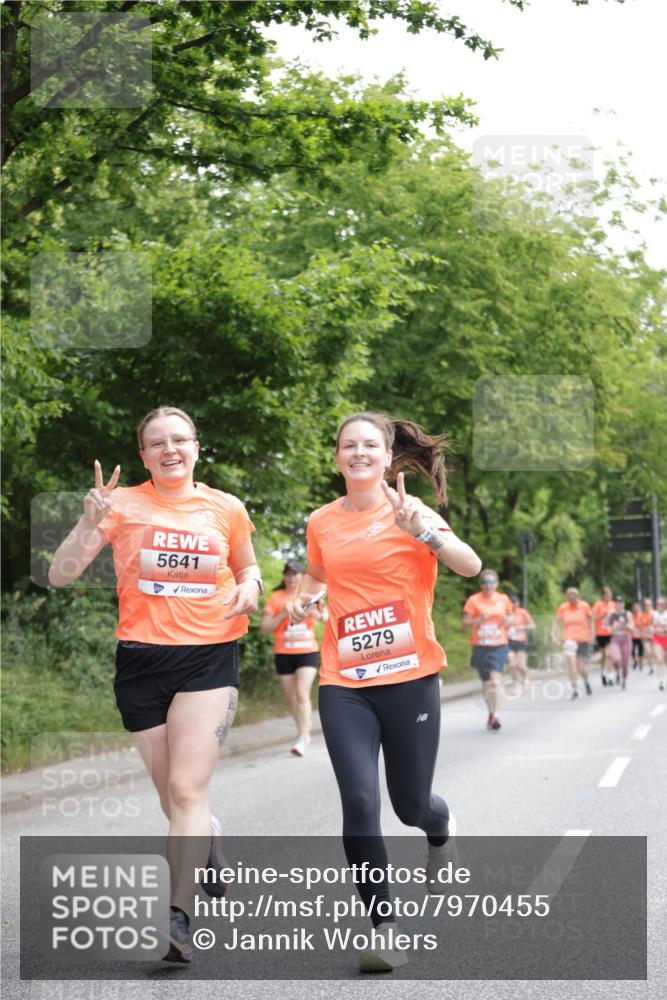 15.06.2025 - REWE Women's Run Jannik Wohlers http://msf.ph/oto/7970455 15.06.2025 10:05:30 Laufen 5641, 5279 meine-sportfotos.de