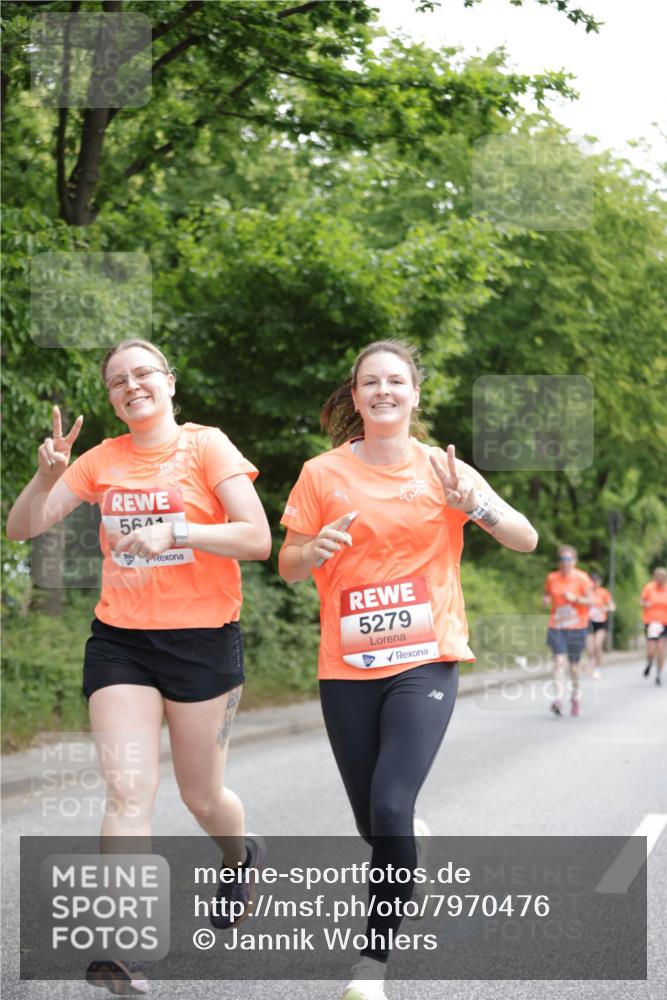 15.06.2025 - REWE Women's Run Jannik Wohlers http://msf.ph/oto/7970476 15.06.2025 10:05:30 Laufen 5641, 5279 meine-sportfotos.de
