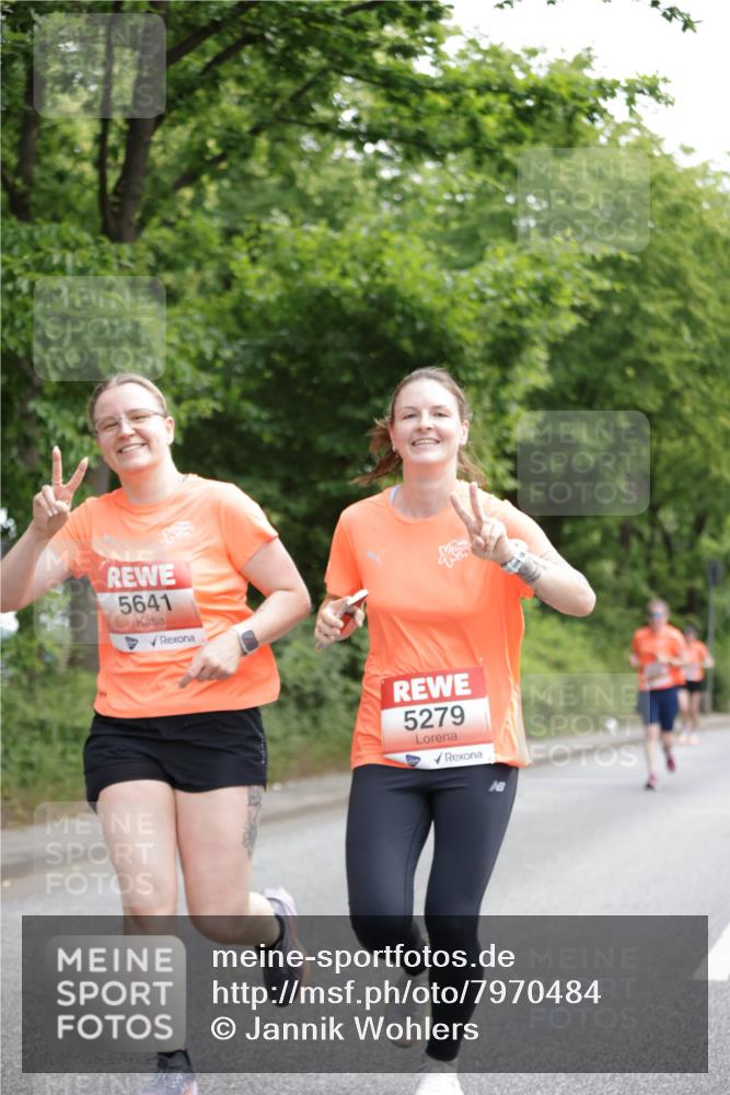15.06.2025 - REWE Women's Run Jannik Wohlers http://msf.ph/oto/7970484 15.06.2025 10:05:30 Laufen 5641, 5279 meine-sportfotos.de