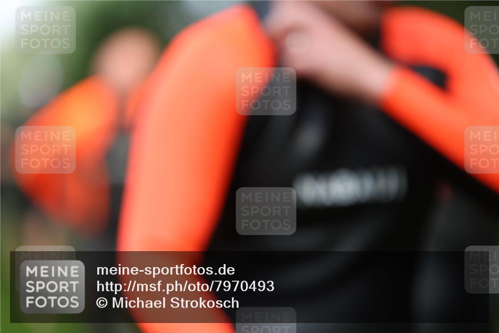 15.06.2025 - 7 Türme Triathlon Michael Strokosch http://msf.ph/oto/7970493 15.06.2025 12:58:06 Schwimmen 192, 704, 717, 773, 775, 798, 853, 956, 974, 1010, 1052, 1054, 1069, 1085, 1106, 1127, 1141, 1162, 1186, 1193 meine-sportfotos.de