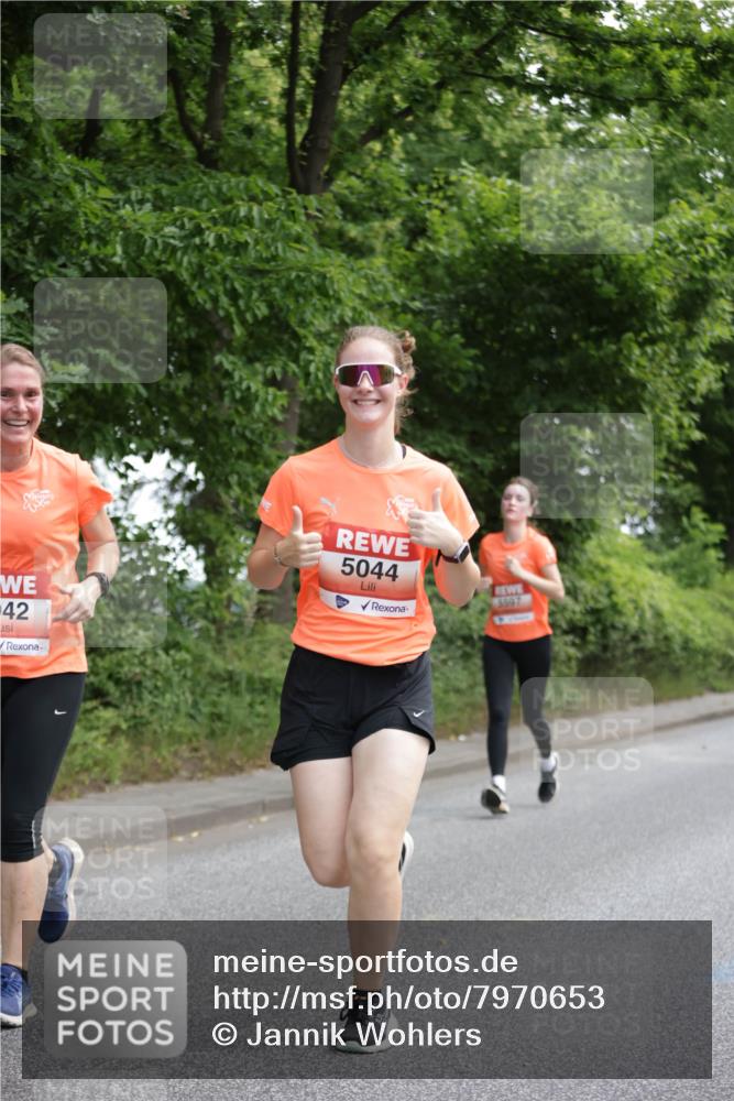 15.06.2025 - REWE Women's Run Jannik Wohlers http://msf.ph/oto/7970653 15.06.2025 10:05:45 Laufen 42, 5044, 5597 meine-sportfotos.de