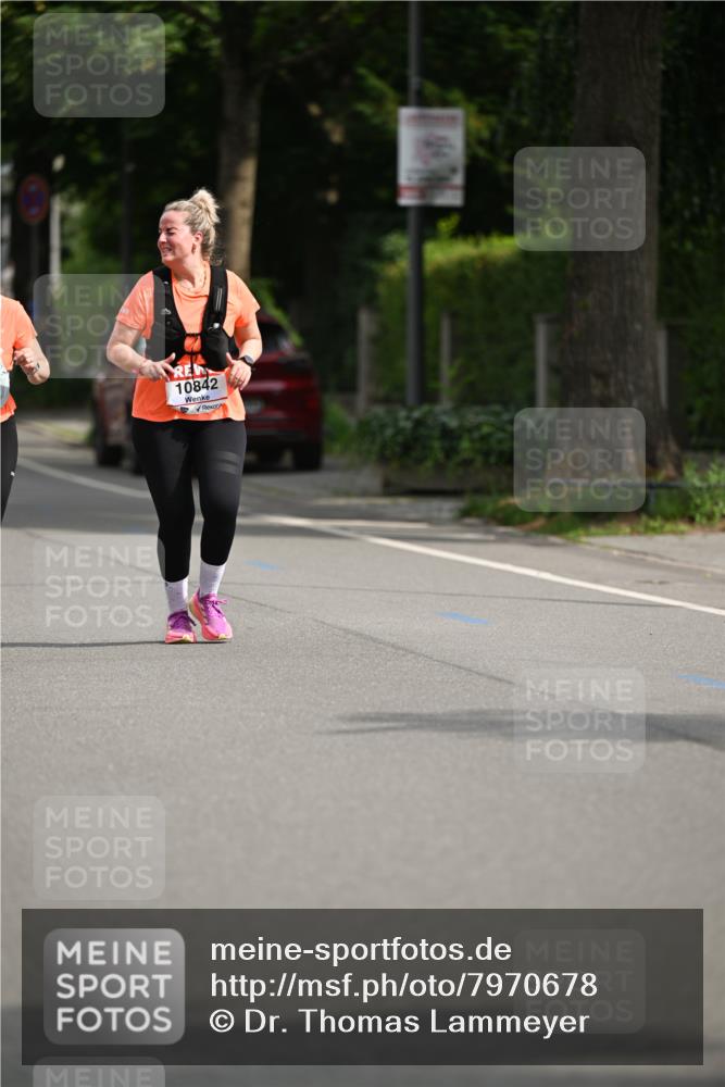 15.06.2025 - REWE Women's Run Dr. Thomas Lammeyer http://msf.ph/oto/7970678 15.06.2025 09:59:46 Laufen 10842 meine-sportfotos.de