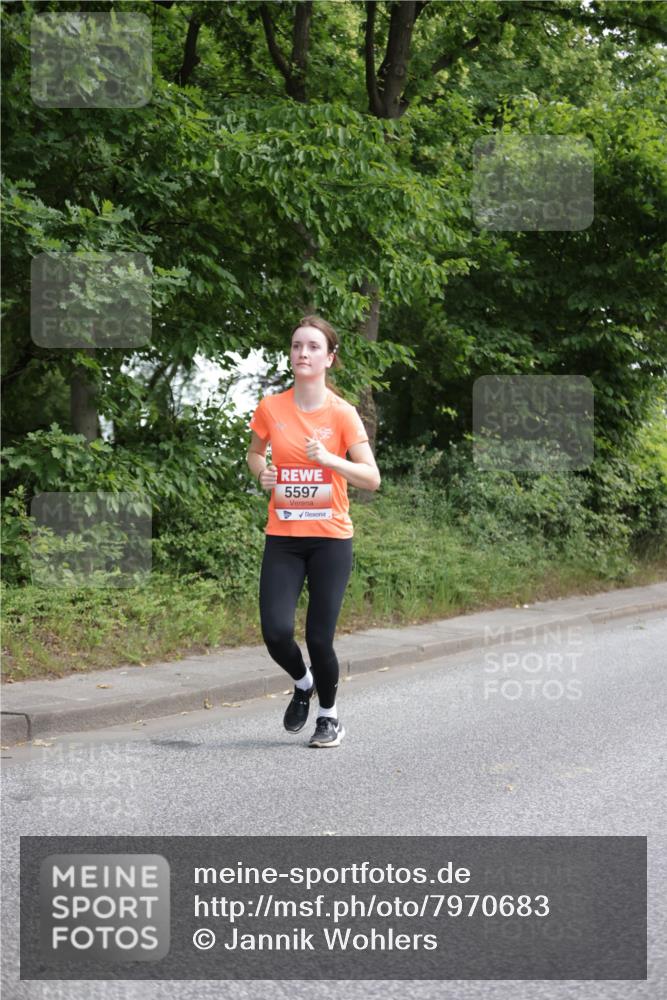 15.06.2025 - REWE Women's Run Jannik Wohlers http://msf.ph/oto/7970683 15.06.2025 10:05:47 Laufen 5597 meine-sportfotos.de