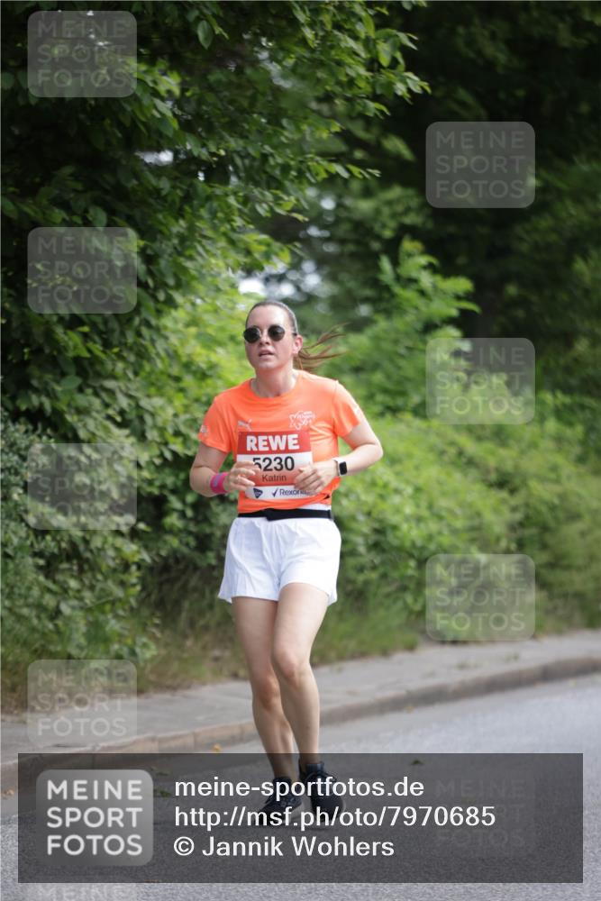 15.06.2025 - REWE Women's Run Jannik Wohlers http://msf.ph/oto/7970685 15.06.2025 10:05:49 Laufen 5230 meine-sportfotos.de