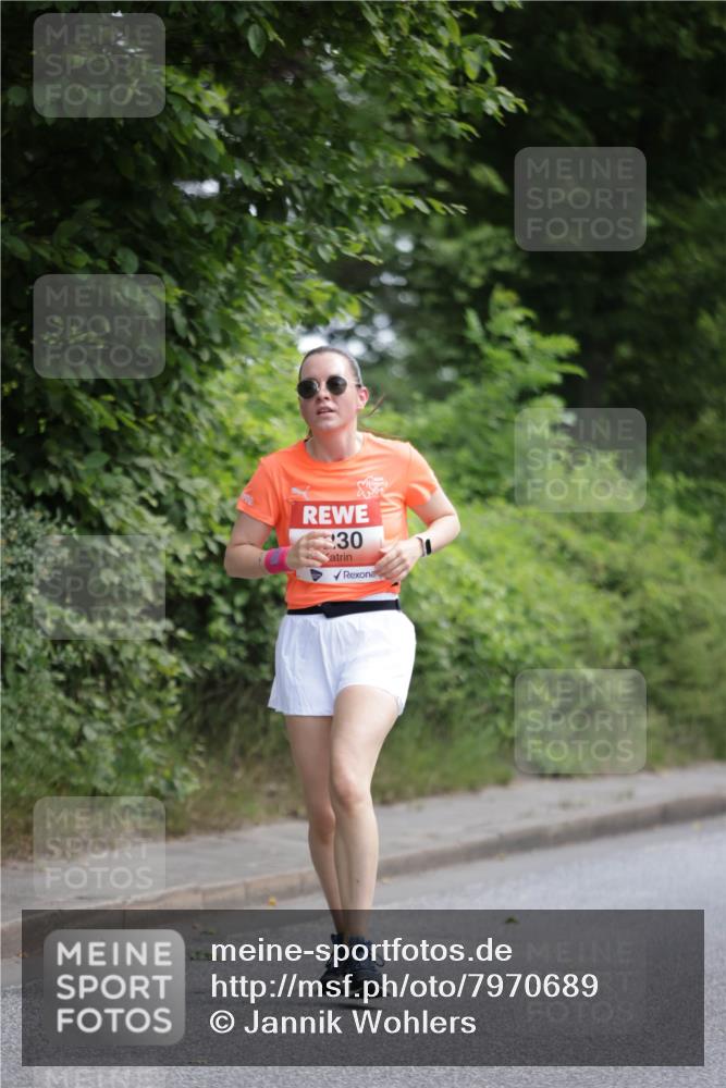 15.06.2025 - REWE Women's Run Jannik Wohlers http://msf.ph/oto/7970689 15.06.2025 10:05:49 Laufen 30 meine-sportfotos.de