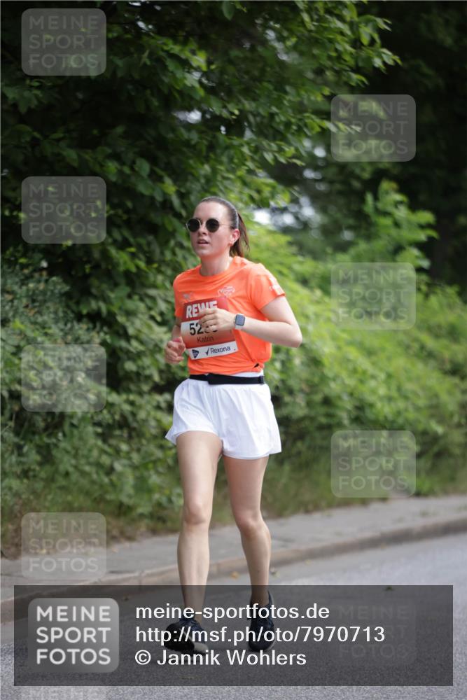 15.06.2025 - REWE Women's Run Jannik Wohlers http://msf.ph/oto/7970713 15.06.2025 10:05:49 Laufen 523 meine-sportfotos.de