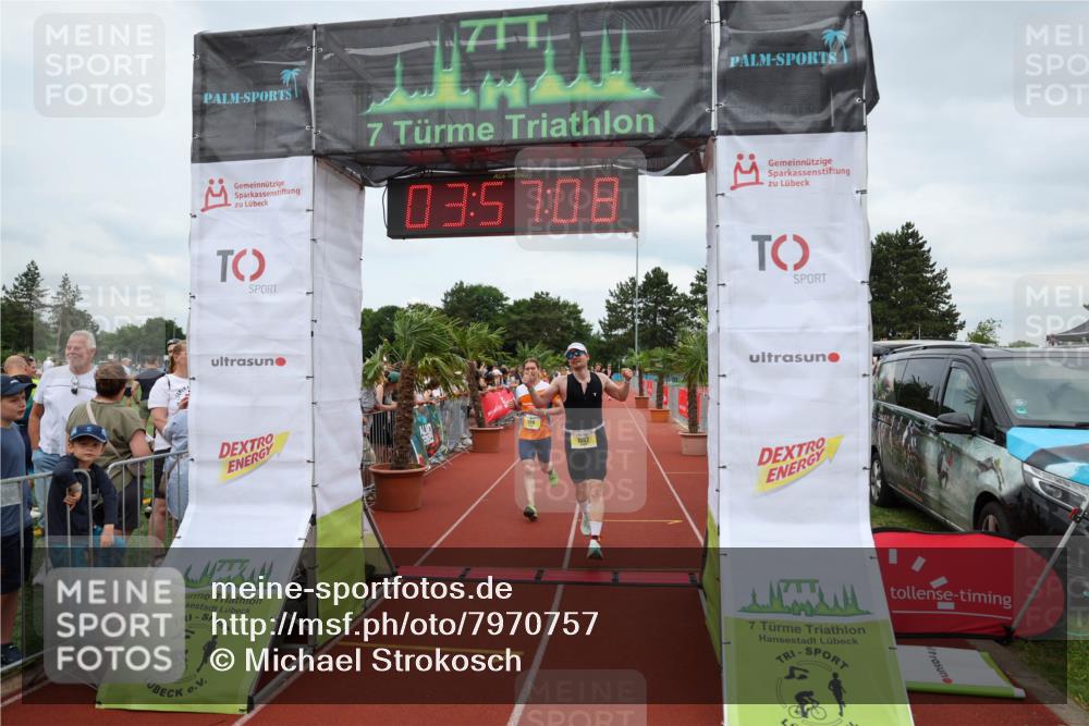15.06.2025 - 7 Türme Triathlon Michael Strokosch http://msf.ph/oto/7970757 15.06.2025 13:57:07 Ziel 505, 950, 1052 meine-sportfotos.de