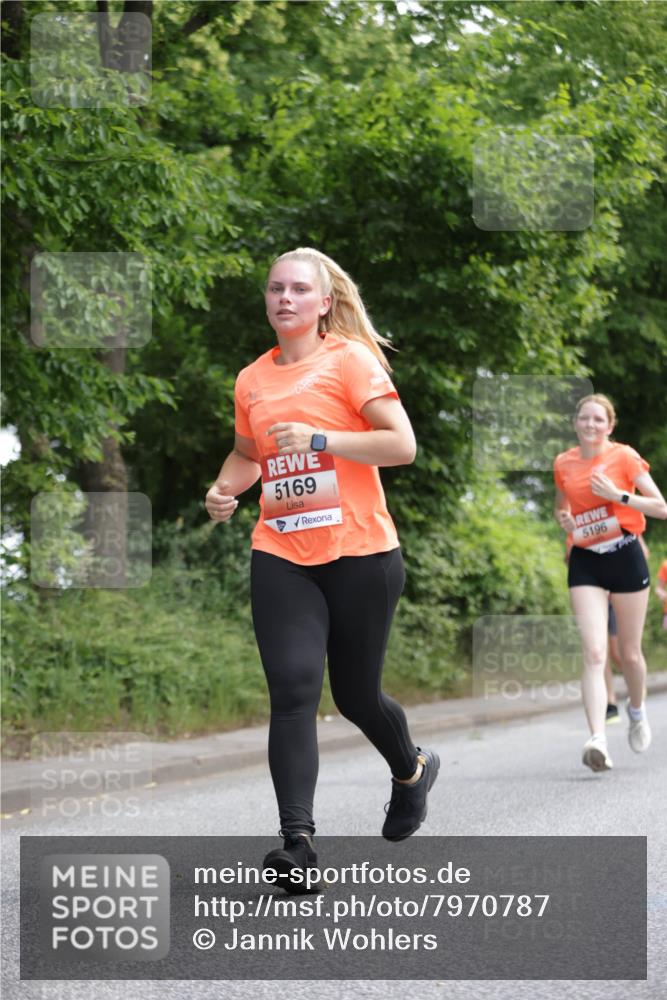 15.06.2025 - REWE Women's Run Jannik Wohlers http://msf.ph/oto/7970787 15.06.2025 10:05:56 Laufen 5169, 5196 meine-sportfotos.de