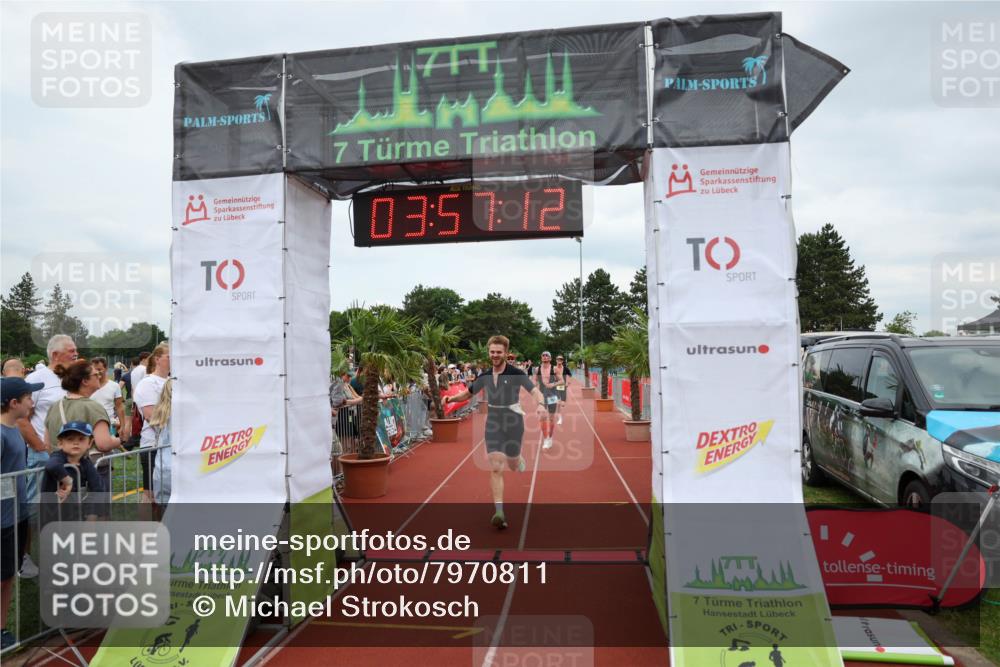 15.06.2025 - 7 Türme Triathlon Michael Strokosch http://msf.ph/oto/7970811 15.06.2025 13:57:12 Ziel 442, 505, 734, 950, 1011, 1052, 1069 meine-sportfotos.de