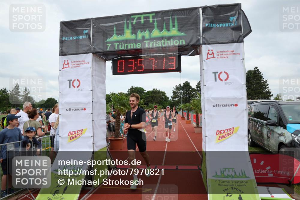 15.06.2025 - 7 Türme Triathlon Michael Strokosch http://msf.ph/oto/7970821 15.06.2025 13:57:12 Ziel 442, 505, 734, 950, 1011, 1052, 1069 meine-sportfotos.de