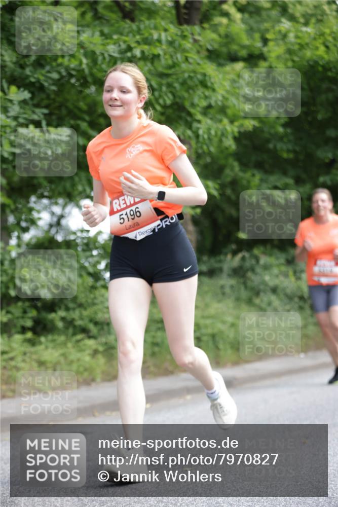 15.06.2025 - REWE Women's Run Jannik Wohlers http://msf.ph/oto/7970827 15.06.2025 10:05:58 Laufen 5196 meine-sportfotos.de