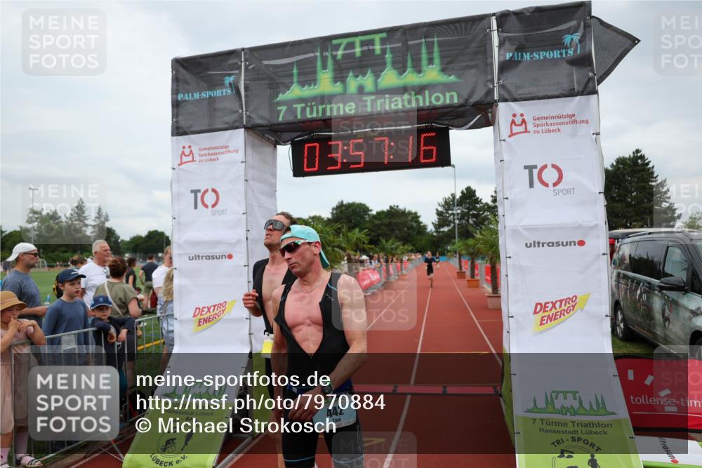 15.06.2025 - 7 Türme Triathlon Michael Strokosch http://msf.ph/oto/7970884 15.06.2025 13:57:16 Ziel 442, 734, 818, 950, 1011, 1069 meine-sportfotos.de