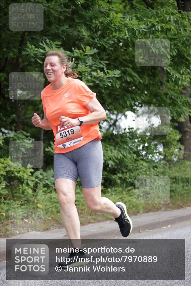 15.06.2025 - REWE Women's Run Jannik Wohlers http://msf.ph/oto/7970889 15.06.2025 10:06:00 Laufen 5319 meine-sportfotos.de