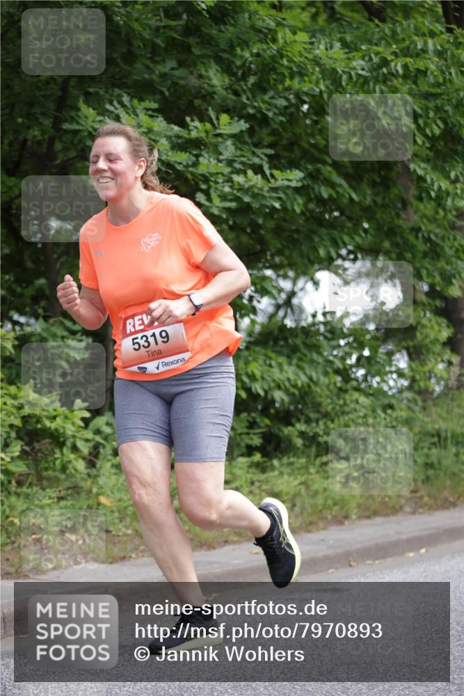 15.06.2025 - REWE Women's Run Jannik Wohlers http://msf.ph/oto/7970893 15.06.2025 10:06:00 Laufen 5319 meine-sportfotos.de